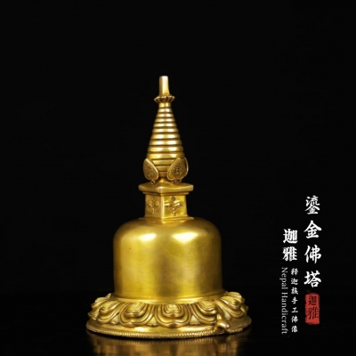 鎏金佛塔-20cm