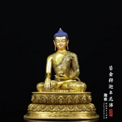 鎏金释迦牟尼佛-32cm
